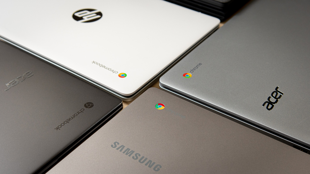 Picture of Chromebooks made by different manufacturers. 